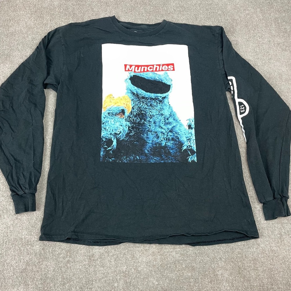 Sesame Street T-Shirt Mens L Black Munchies Cookie Monster Graphic Long Sleeve